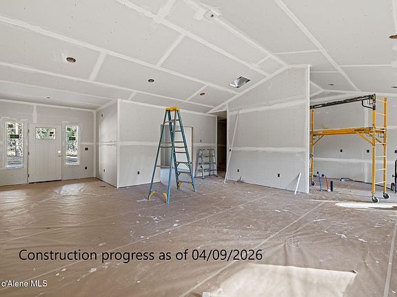 2nd image of 7741 E Howard Rd