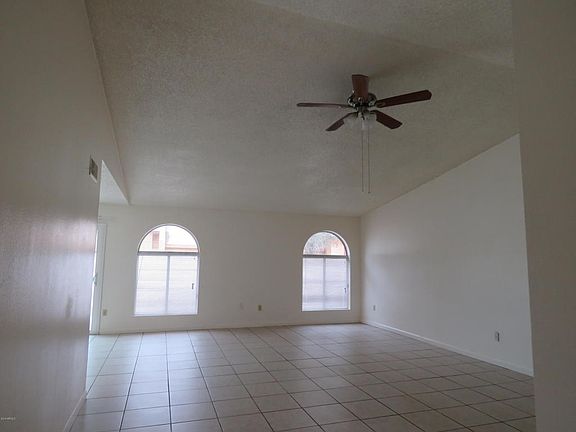 5th image of 1624 E Impala Ave