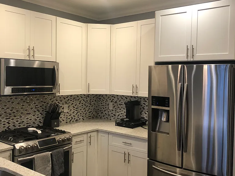 850 Newark Ave — Photo 15