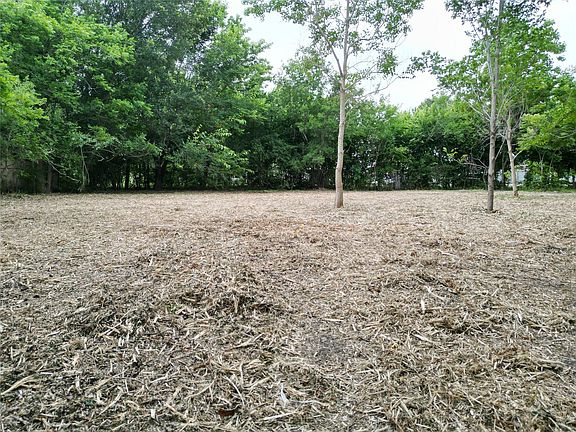 3rd image of 13515 Canterwell Rd