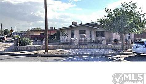 2nd image of 8866 Clavel Dr