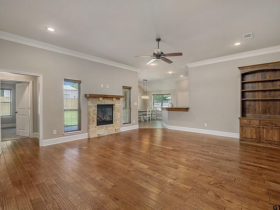 5th image of 11171 Water Oak Dr