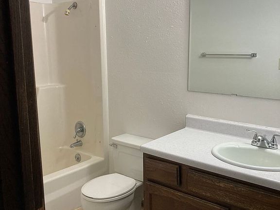 5th image of 1505 9th Ave NW APT 6