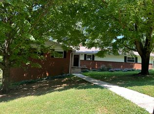 204 Geneva Ln, Knoxville, TN 37923