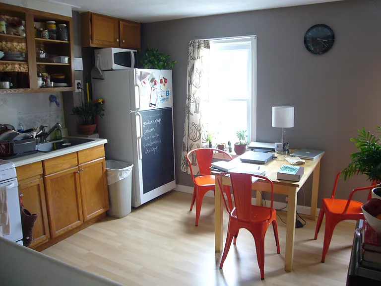 5 Richardson St #2 — Photo 7