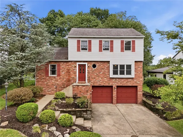 102 Jarod Dr, Coraopolis, PA 15108