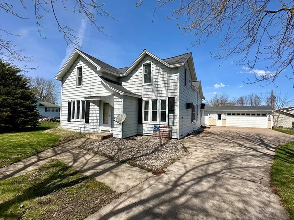 113 West Lincoln Avenue, Fall Creek, WI 54742