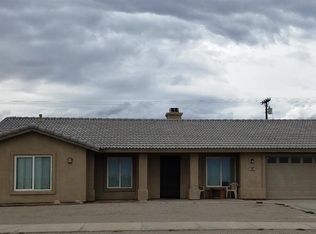 2367 Shore Life Ave, Thermal, CA 92274