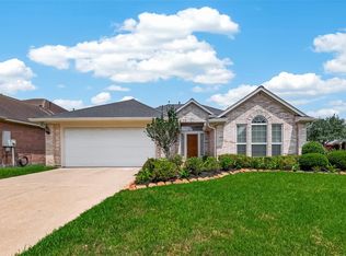 1823 Gillingham Way, Pasadena, TX 77504