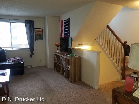 5th image of 351 Cameco Cir
