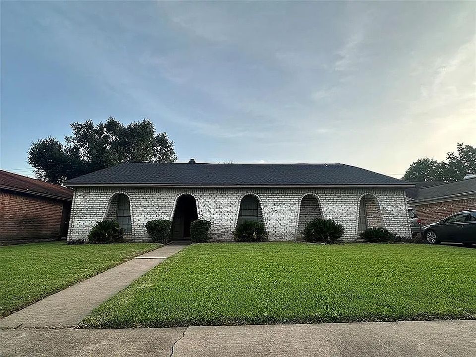 1st image of 12139 Huntington Park Dr