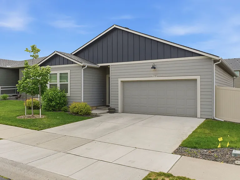 5709 W Morgantown Ln — Photo 1