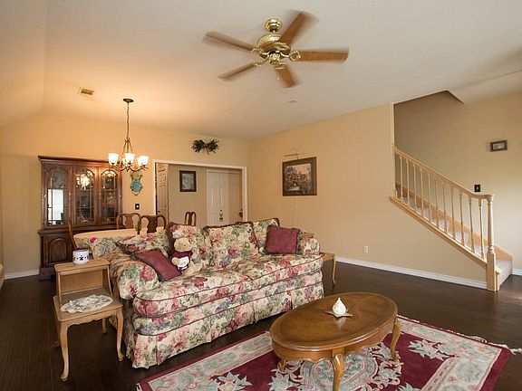 Open Concept Living & Dining Room