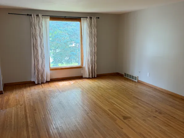226 Garden Pkwy Floor 2, Buffalo, NY 14221