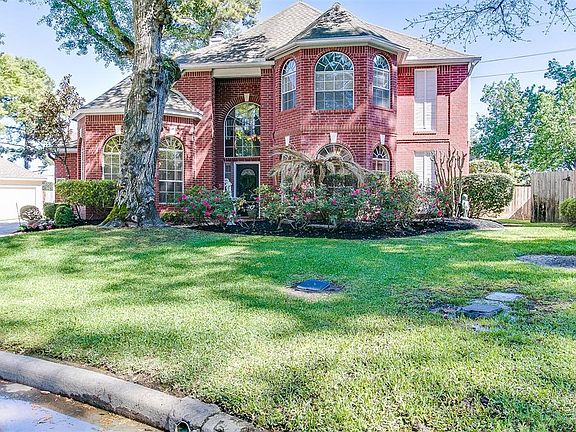 5th image of 13202 Vinca Ct