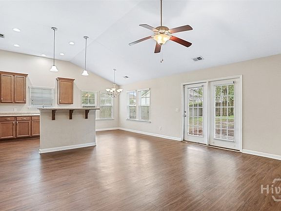 3rd image of 32 Concordia Drive