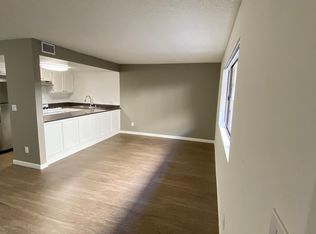 15329 Vose St #108, Van Nuys, CA 91406