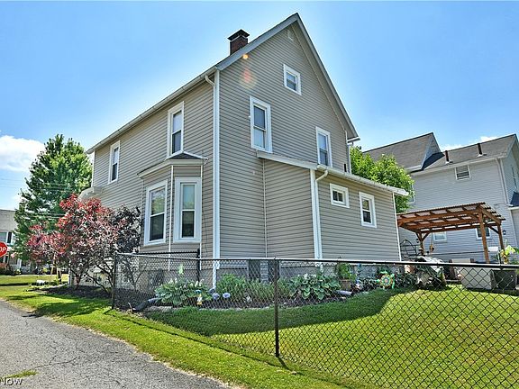 4th image of 24 Lincoln Ave
