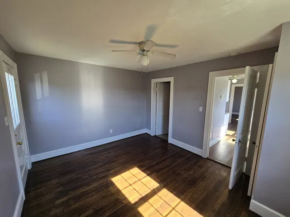 365A Red Ln #A, Salem, VA 24153