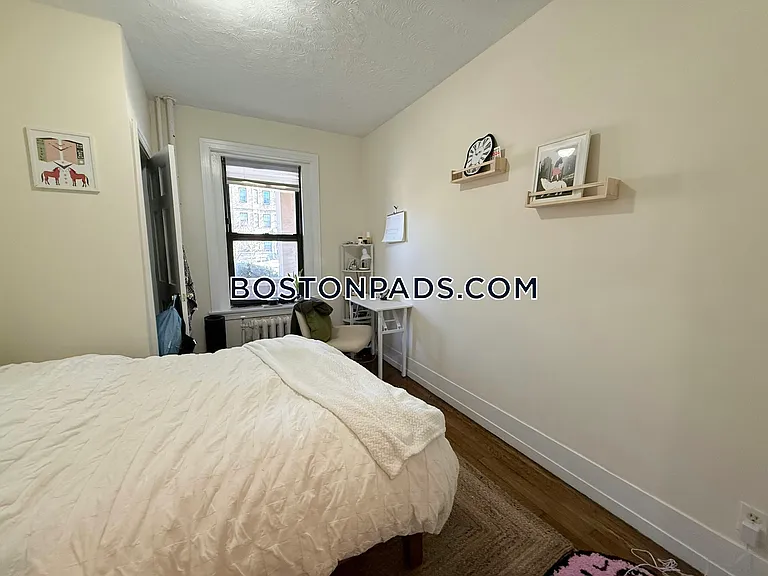 452 Park Dr #4 — Photo 6
