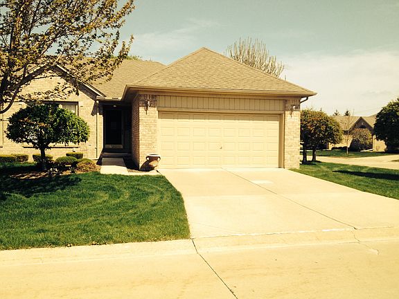 3rd image of 41094 Turnberry Ln