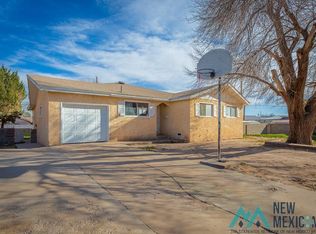 8 Sunset Pl, Roswell, NM 88203