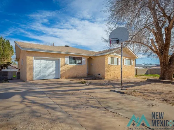 8 Sunset Pl, Roswell, NM 88203