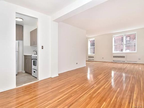 5th image of 3520 Tryon Ave APT 410