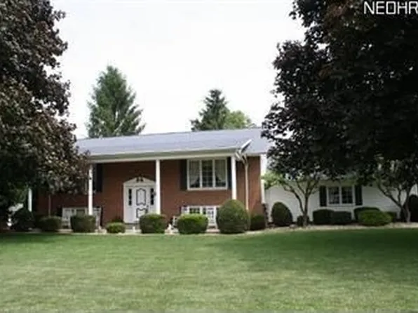 39 Lerue St, Apple Creek, OH 44606