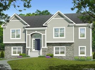 54 Bert McCord Dr, Pine Bush, NY 12566