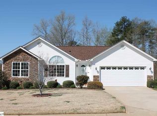 121 Faulkner Cir, Greer, SC 29651