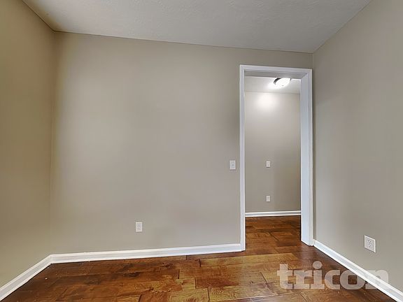 4th image of 513 Fox Haven Dr