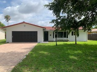 4005 NW 76th Ave, Coral Springs, FL 33065