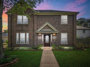 16431 Crossfield Dr, Houston, TX 77095
