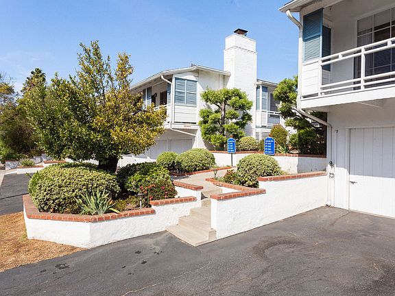 5th image of 1536-1542 Veteran Ave #1538
