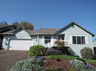 225 Norway St, Silverton, OR 97381