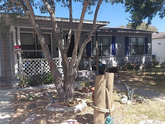 2nd image of 1026 Deforrest St