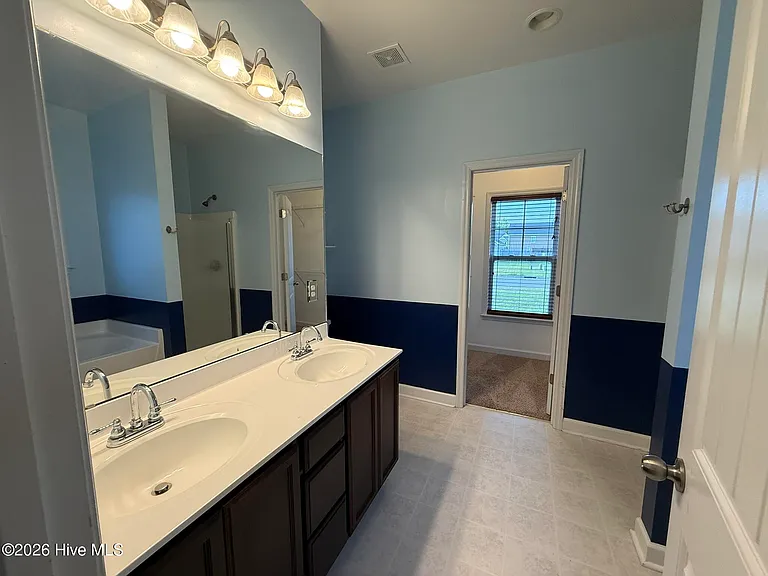 513 New Hanover Trl — Photo 13