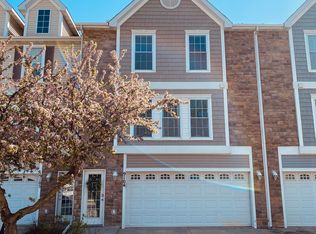 8302 Westown Pkwy UNIT 9104, West Des Moines, IA 50266