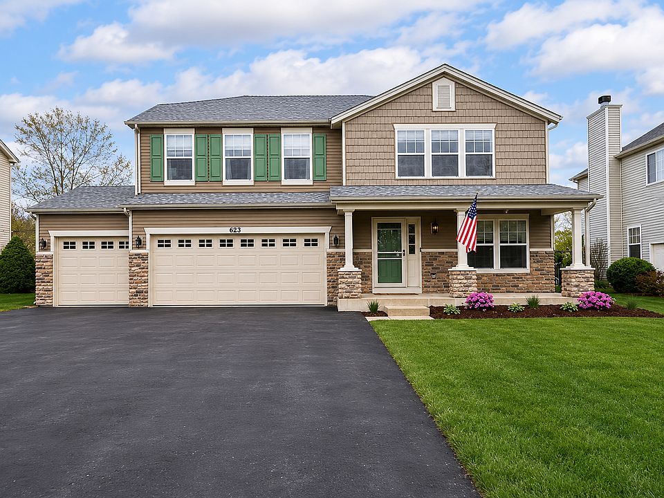 1st image of 992 Mackenzie Dr