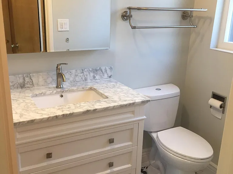 7466 Heatherwood Dr — Photo 9