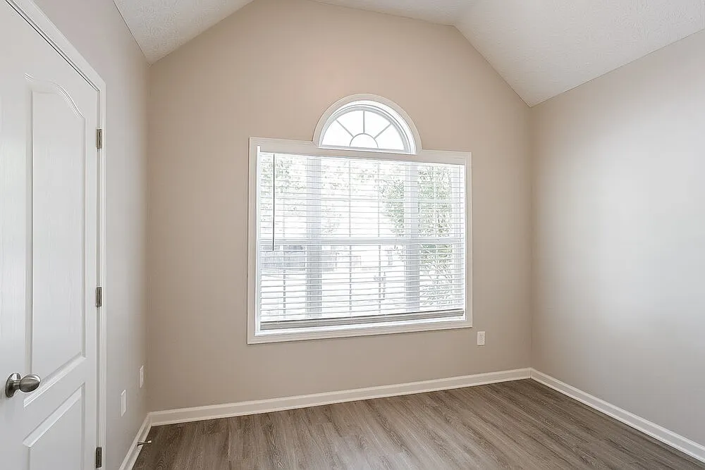 3 bed, 2.0 bath, 1455 sqft, $1,845 — Photo 4