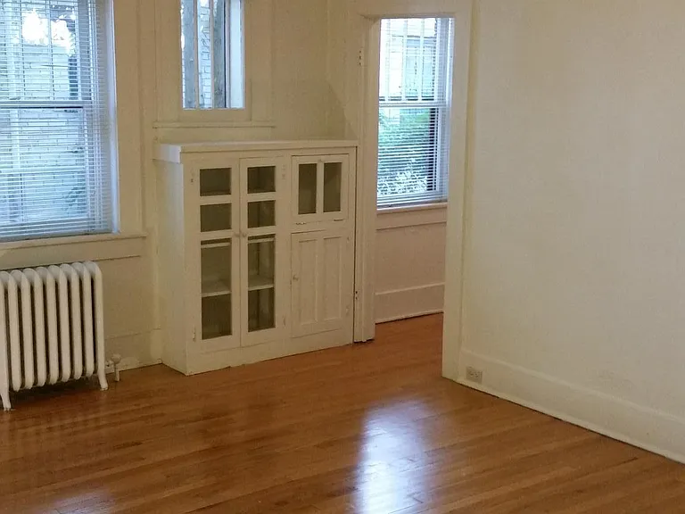 965 N Washington St #4 — Photo 8