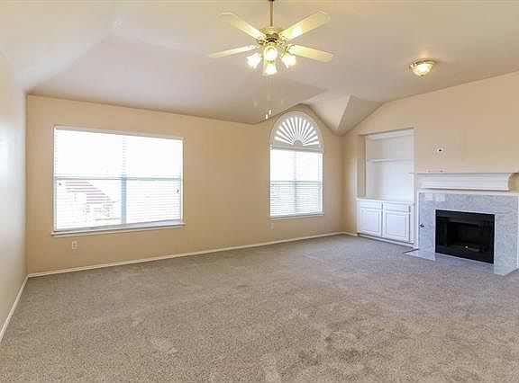 3rd image of 5544 Green Hollow Ln