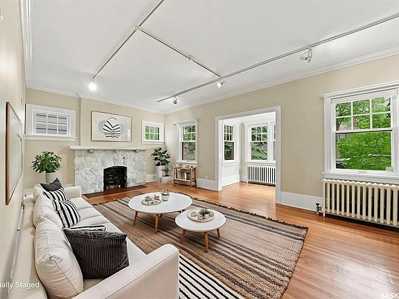 2nd image of 617 7th AVENUE N