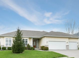 3514 Donegal Ct, Iowa City, IA 52246