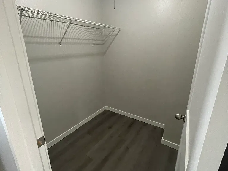 2206 Kenrich Dr SW #10 — Photo 3