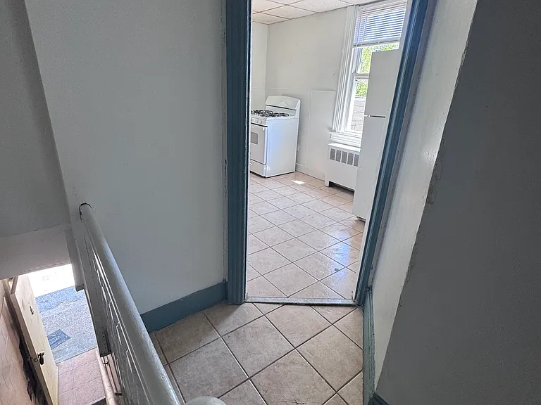 909 Springfield Rd #C — Photo 3