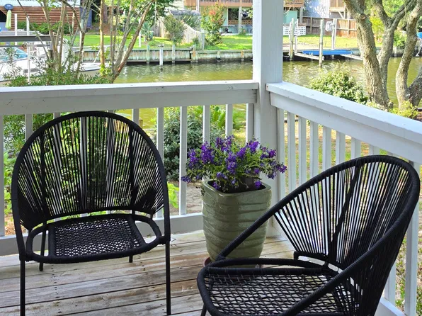 113 Craigy Ct, Kill Devil Hills, NC 27948