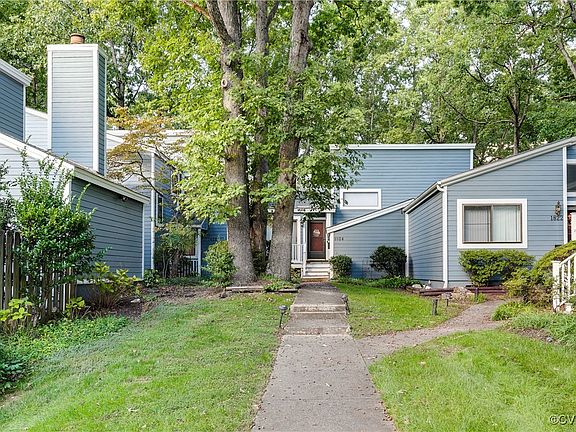 3rd image of 1826 Ivystone Dr